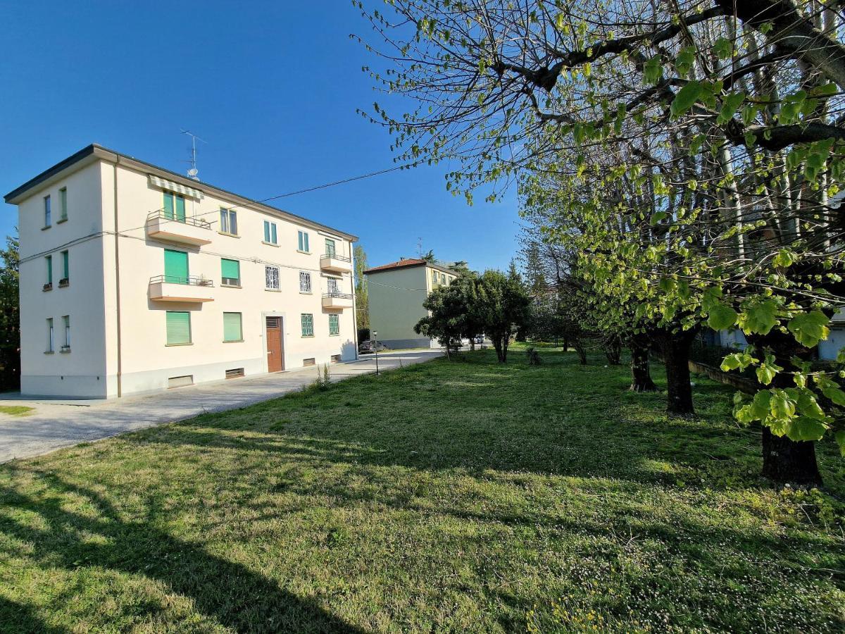 La Ca' Bianca Affittaly Apartments كاستينازو المظهر الخارجي الصورة