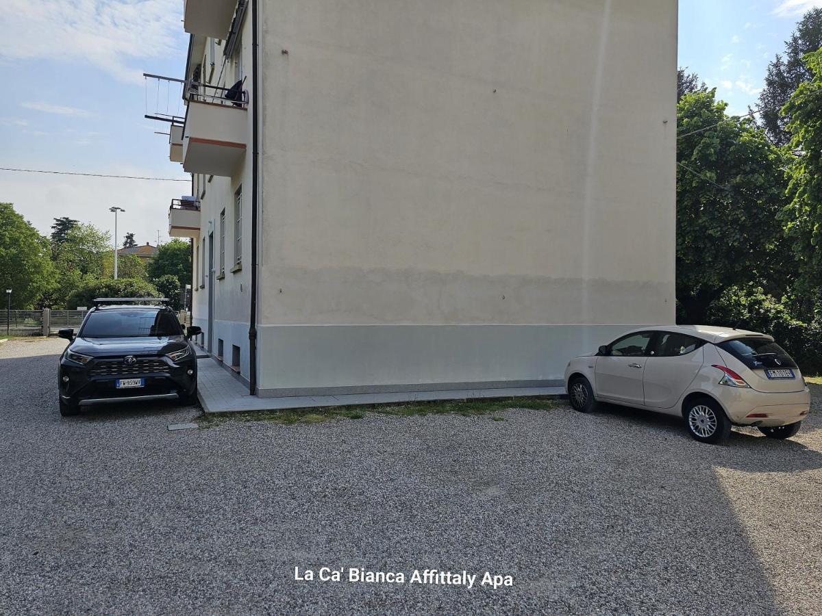 La Ca' Bianca Affittaly Apartments كاستينازو المظهر الخارجي الصورة