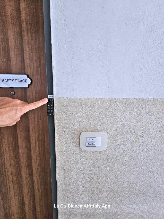 La Ca' Bianca Affittaly Apartments كاستينازو المظهر الخارجي الصورة